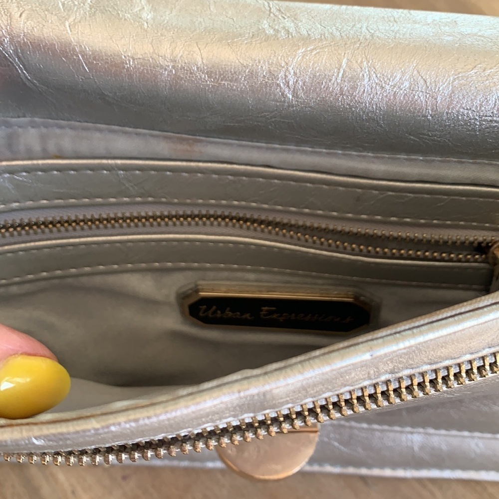Urban Expressions sequin silver and gold handbag - Picture 4 of 5